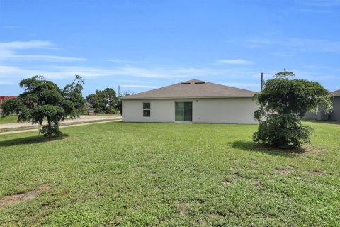 Casa en venta en Port St. Lucie, Florida, 4 dormitorios, 167.78 m2 № 2385512 - foto 19