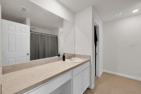 Casa en venta en Port St. Lucie, Florida, 4 dormitorios, 167.78 m2 № 2385512 - foto 18