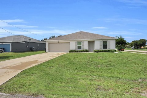 Casa en Port St. Lucie, Florida 4 dormitorios, 167.78 m2 № 2385512