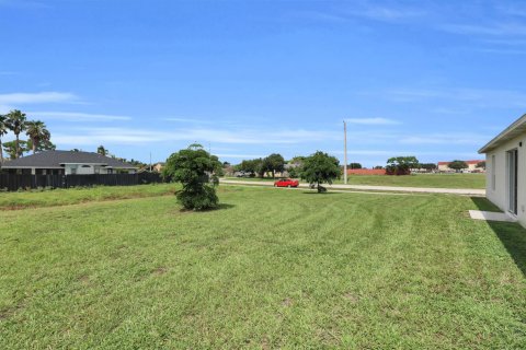 Casa en venta en Port St. Lucie, Florida, 4 dormitorios, 167.78 m2 № 2385512 - foto 23