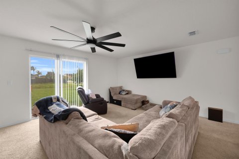 Casa en venta en Port St. Lucie, Florida, 4 dormitorios, 167.78 m2 № 2385512 - foto 12