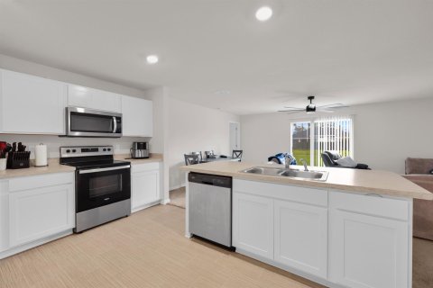Casa en venta en Port St. Lucie, Florida, 4 dormitorios, 167.78 m2 № 2385512 - foto 8