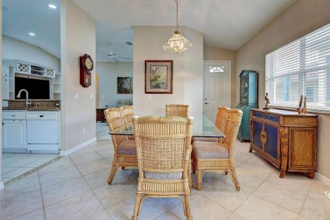 Villa ou maison à vendre à Venice, Floride: 2 chambres, 144.74 m2 № 2234775 - photo 14
