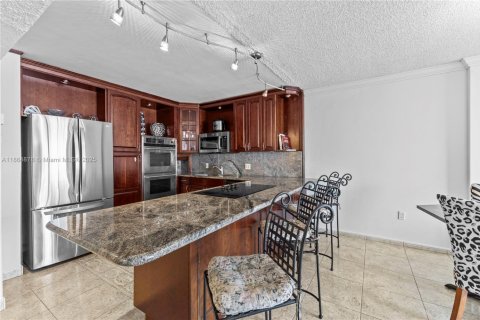 Condo in Aventura, Florida, 1 bedroom  № 1895861 - photo 24