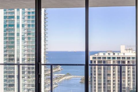Copropriété à louer à Saint Petersburg, Floride: 2 chambres, 179.77 m2 № 2342770 - photo 16