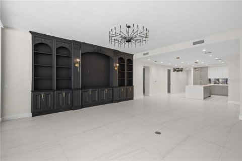 Copropriété à louer à Saint Petersburg, Floride: 2 chambres, 179.77 m2 № 2342770 - photo 13