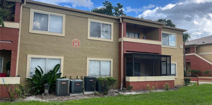 Condo in Casselberry, Florida, 2 bedrooms  № 2384167