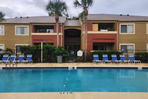 Condo in Casselberry, Florida, 2 bedrooms  № 2384167 - photo 15