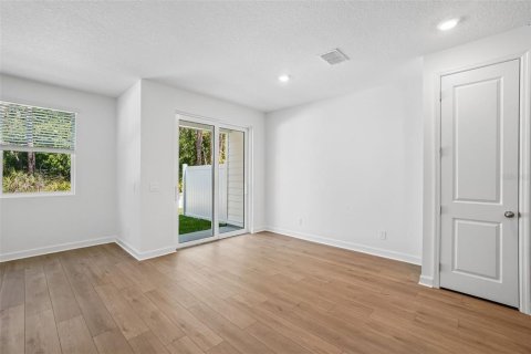 Adosado en venta en Tampa, Florida, 3 dormitorios, 144.65 m2 № 2198825 - foto 7