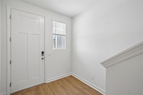 Adosado en venta en Tampa, Florida, 3 dormitorios, 144.65 m2 № 2198825 - foto 5