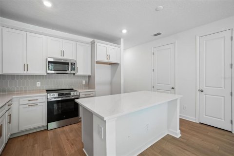 Adosado en venta en Tampa, Florida, 3 dormitorios, 144.65 m2 № 2198825 - foto 11