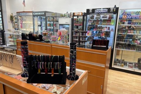 Immobilier commercial à vendre à Sweetwater, Floride № 1934899 - photo 27