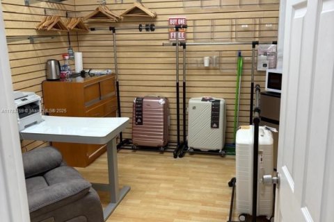 Immobilier commercial à vendre à Sweetwater, Floride № 1934899 - photo 23