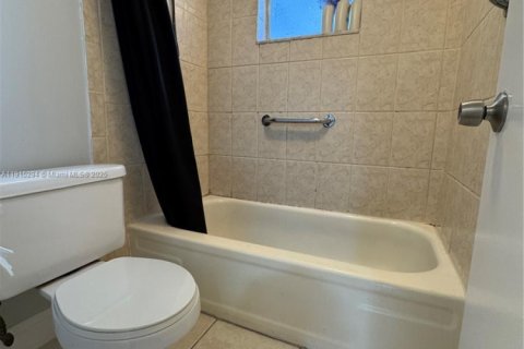 Copropriété à louer à Plantation, Floride: 1 chambre, 85.93 m2 № 1971661 - photo 14