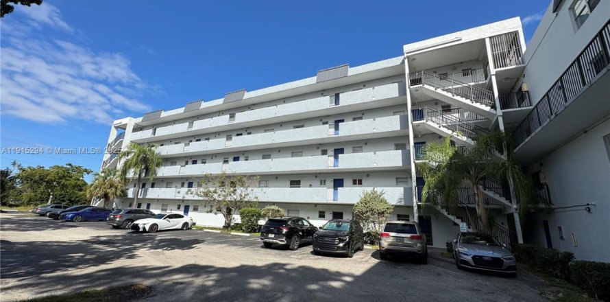 Condo à Plantation, Floride, 1 chambre  № 1971661