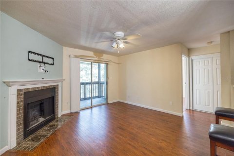 Condo in Saint Petersburg, Florida, 1 bedroom  № 1838047 - photo 5