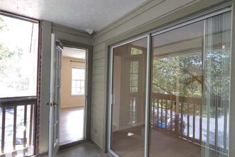 Condo in Saint Petersburg, Florida, 1 bedroom  № 1838047 - photo 20