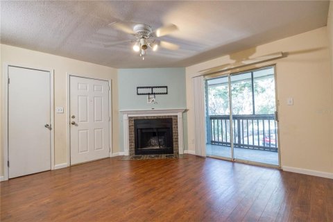 Condo in Saint Petersburg, Florida, 1 bedroom  № 1838047 - photo 4