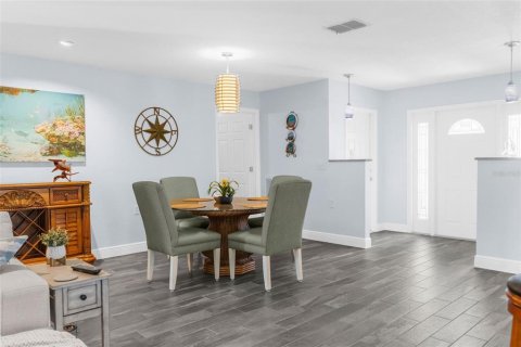 Casa en venta en Hudson, Florida, 2 dormitorios, 156.08 m2 № 1912173 - foto 12