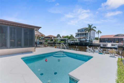 Casa en venta en Hudson, Florida, 2 dormitorios, 156.08 m2 № 1912173 - foto 28