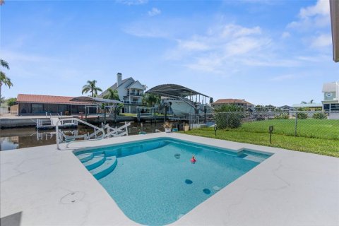 Casa en venta en Hudson, Florida, 2 dormitorios, 156.08 m2 № 1912173 - foto 27