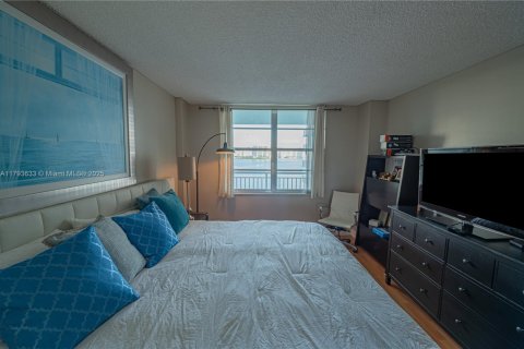 Купить кондоминиум в Санни-Айлс-Бич, Флорида 2 спальни, 138.24м2, № 1934313 - фото 24