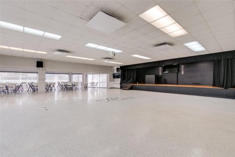 Copropriété à vendre à Hallandale Beach, Floride: 1 chambre, 58.06 m2 № 1988483 - photo 30