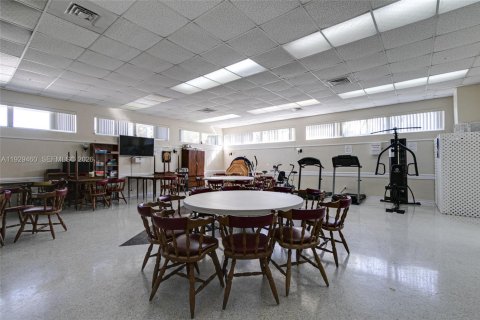 Copropriété à vendre à Hallandale Beach, Floride: 1 chambre, 58.06 m2 № 1988483 - photo 23