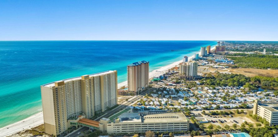 Condo in Panama City Beach, Florida, 1 bedroom  № 561022