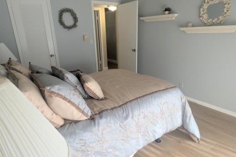 Купить кондоминиум в Уэст-Палм-Бич, Флорида 3 комнаты, 74.14м2, № 2146291 - фото 9