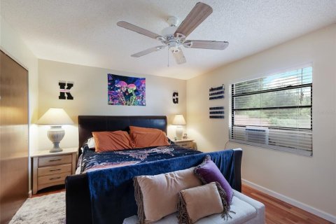 House in Sarasota, Florida 2 bedrooms, 85.1 sq.m. № 2123192 - photo 15