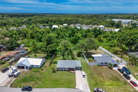 House in Sarasota, Florida 2 bedrooms, 85.1 sq.m. № 2123192 - photo 22