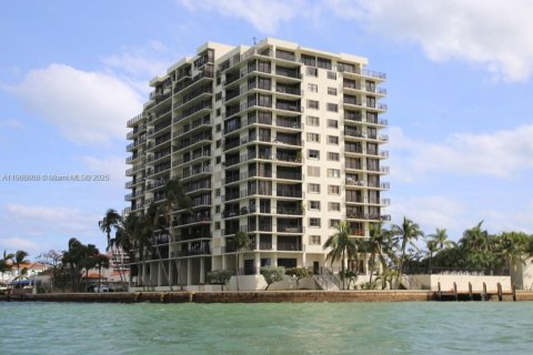 Condominio en venta en Miami, Florida, 3 dormitorios, 170.94 m2 № 1964373 - foto 2