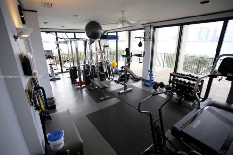 Condominio en venta en Miami, Florida, 3 dormitorios, 170.94 m2 № 1964373 - foto 27