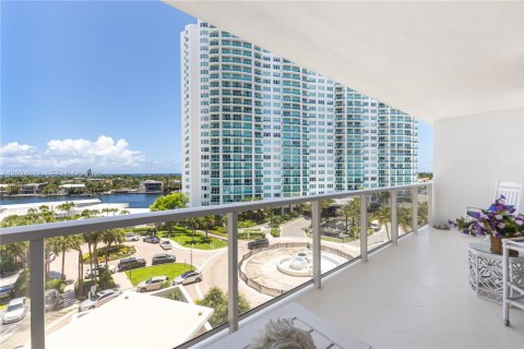 Condominio en venta en Aventura, Florida, 2 dormitorios, 130.06 m2 № 2155118 - foto 21