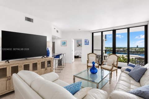 Condominio en Aventura, Florida, 2 dormitorios  № 2155118