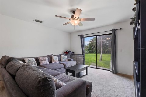 Villa ou maison à vendre à Cape Coral, Floride: 3 chambres, 117.99 m2 № 1812441 - photo 12
