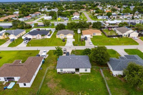 Villa ou maison à vendre à Cape Coral, Floride: 3 chambres, 117.99 m2 № 1812441 - photo 29
