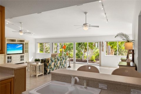 Casa en venta en Sarasota, Florida, 3 dormitorios, 188.31 m2 № 1907516 - foto 21
