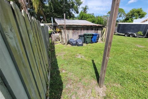 Villa ou maison à vendre à Sarasota, Floride: 2 chambres, 61.32 m2 № 2348224 - photo 17