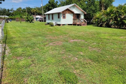 Villa ou maison à vendre à Sarasota, Floride: 2 chambres, 61.32 m2 № 2348224 - photo 21