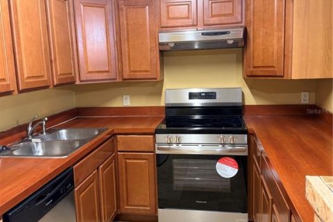 Condominio en venta en Altamonte Springs, Florida, 2 dormitorios, 80.55 m2 № 2223200 - foto 4