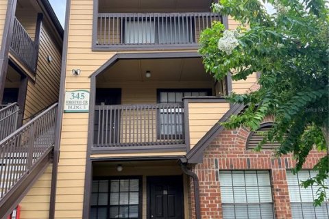Condominio en Altamonte Springs, Florida, 2 dormitorios № 2223200