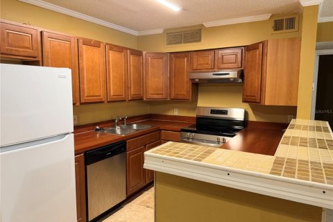 Condominio en venta en Altamonte Springs, Florida, 2 dormitorios, 80.55 m2 № 2223200 - foto 3