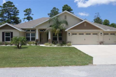Casa en venta en Homosassa, Florida, 4 dormitorios, 201.51 m2 № 1853185 - foto 1