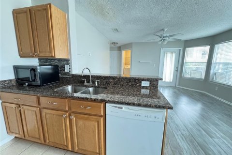 Condo in Lake Mary, Florida, 1 bedroom  № 1624799 - photo 10