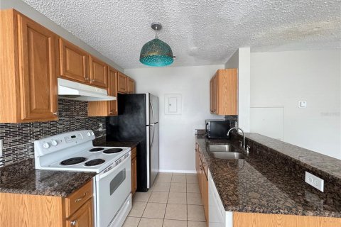 Condo in Lake Mary, Florida, 1 bedroom  № 1624799 - photo 8
