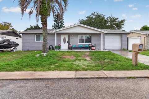 Villa ou maison à vendre à Port Richey, Floride: 3 chambres, 91.04 m2 № 2389154 - photo 11