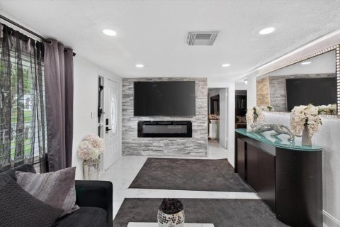 Villa ou maison à vendre à Port Richey, Floride: 3 chambres, 91.04 m2 № 2389154 - photo 22