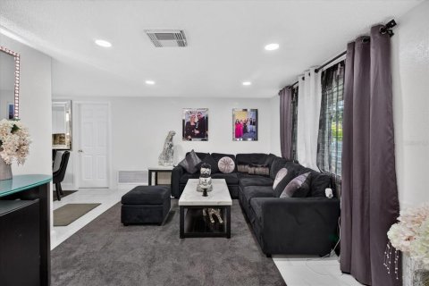 Villa ou maison à vendre à Port Richey, Floride: 3 chambres, 91.04 m2 № 2389154 - photo 20